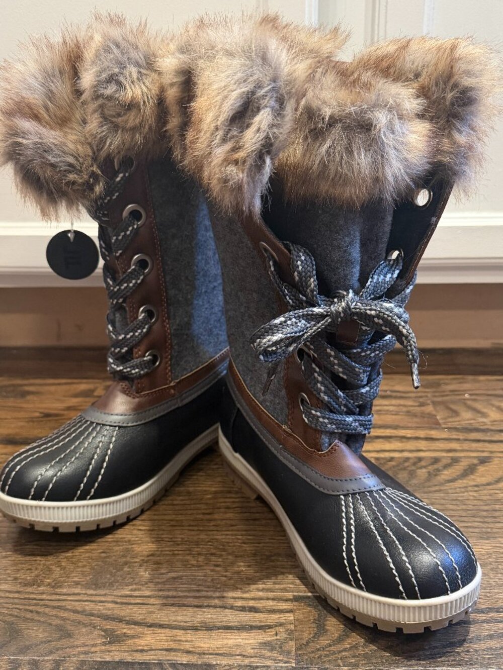 Brand New London Fog Women’s Snow Boots w/ Faux Fur Size 8 Melton 2
